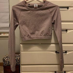 gymshark cropped long sleeve workout top (cropped)